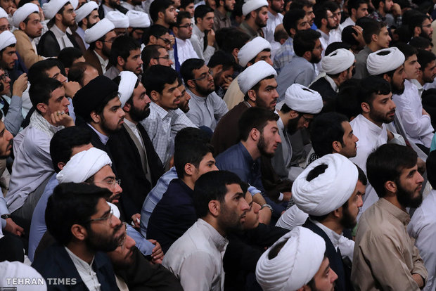 Seminary Students of Tehran Province Meet with Ayatollah Khamenei