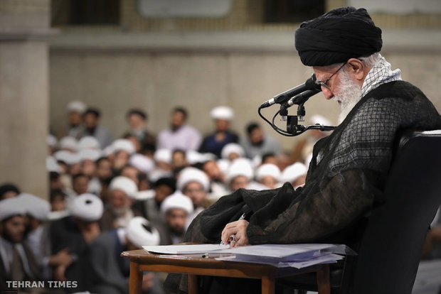 Seminary Students of Tehran Province Meet with Ayatollah Khamenei