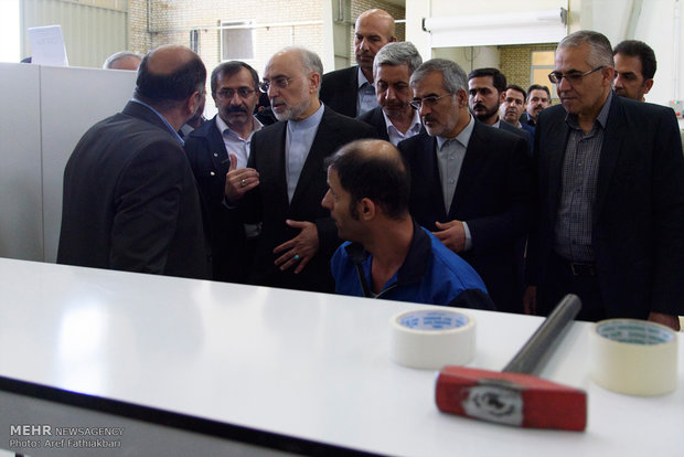 افتتاح پروژه‌های اقتصادی و عمرانی در کرج با حضور علی اکبر صالحی رئیس سازمان انرژی اتمی و معاون رئیس‌جمهور
