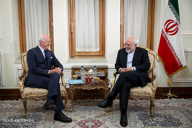 Iran's Zarif meets UN Syria special envoy