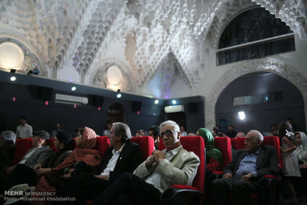 آئین رونمایی از تندیس جشن مستقل سینمای مستند ایران