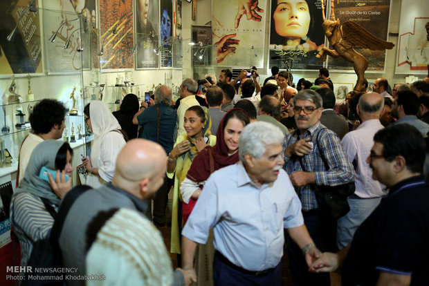 آئین رونمایی از تندیس جشن مستقل سینمای مستند ایران