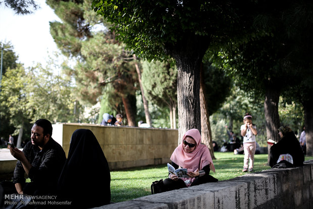 مراسم دعای عرفه در دانشگاه تهران