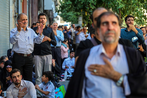 مراسم دعای عرفه در خیابان سعدی تهران