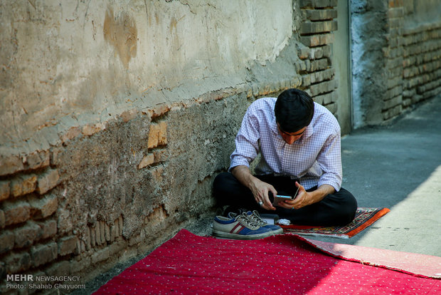 مراسم دعای عرفه در خیابان سعدی تهران