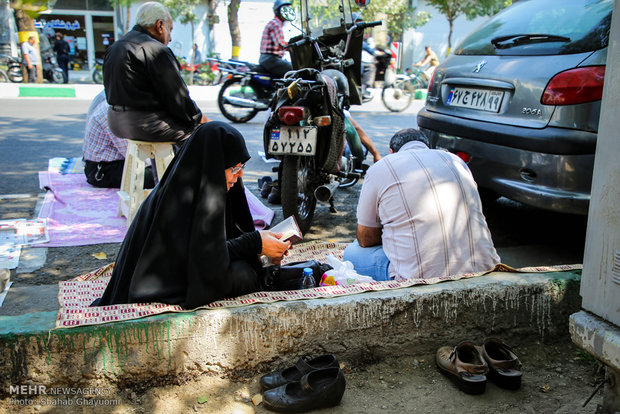 مراسم دعای عرفه در خیابان سعدی تهران