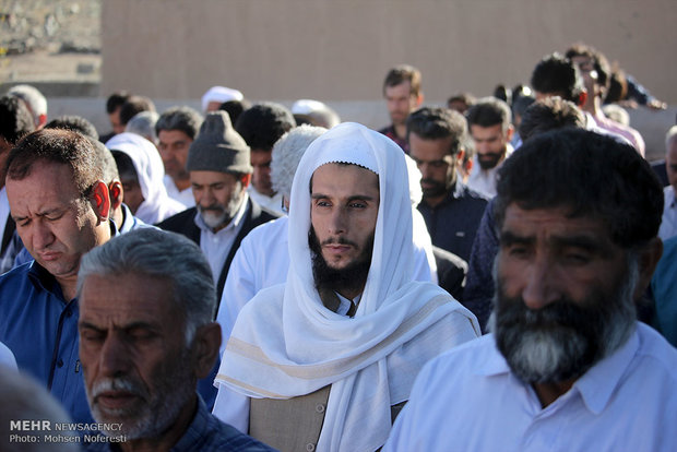 اقامه نماز عید سعید قربان در روستای بجد خراسان جنوبی