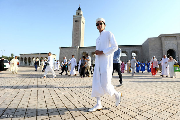 مشاهد من إحتفالات عيد الأضحي المبارك في مختلف أنحاء العالم