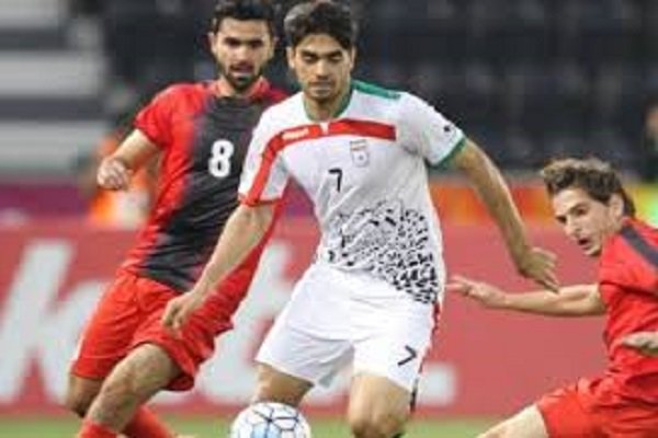 هافبک تیم ملی فوتبال تا پایان هفته مهلت خواست