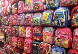 ۷۹ هزار کیف و ۲۱ هزار جفت کفش به دانش‌آموزان نیازمند اهدا شد