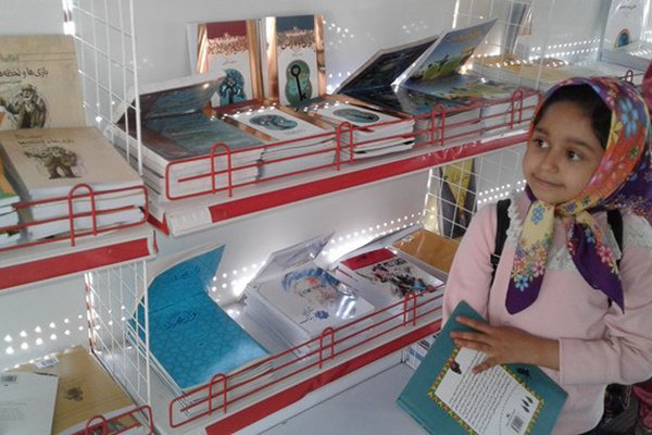 دومین کتابخانه سیار شهری کودک در زنجان افتتاح شد 
