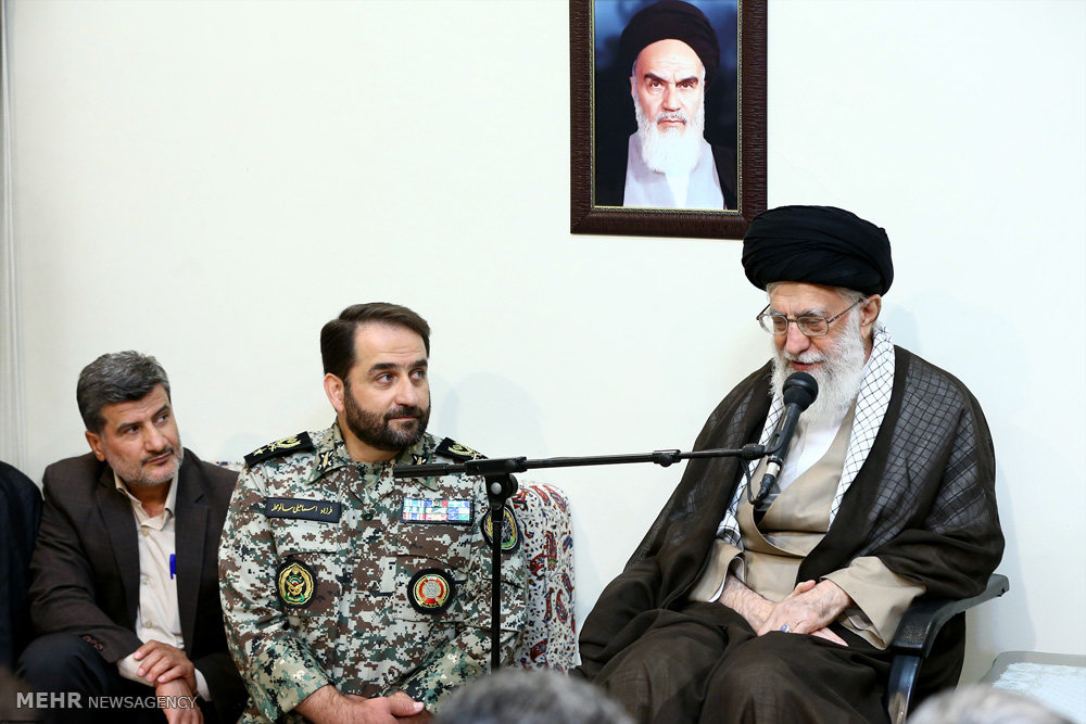 Mehr News Agency - Leader receives Iran's Khatam Al-Anbia cmdrs, officials