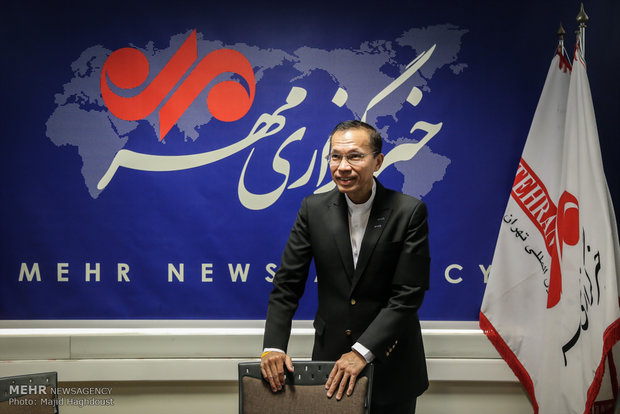 Thai envoy to Tehran visits Mehr News Agency HQ