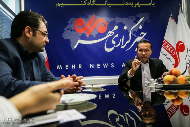 Thai envoy to Tehran visits Mehr News Agency HQ