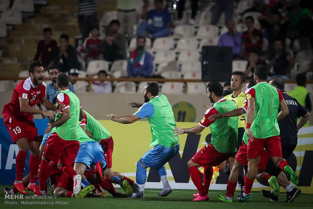 İran-Suriye futbol maçından kareler
