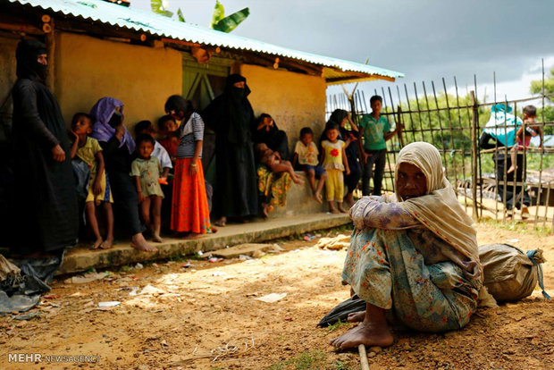 Rohingya Müslümanlarının soykırımdan kaçışı