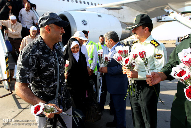 Hajj pilgrims return Iran