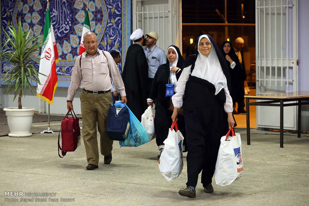 Iranian Hajj pilgrims returning home