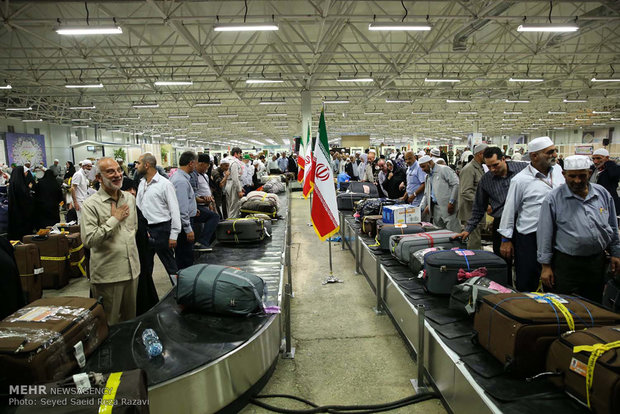 Iranian Hajj pilgrims returning home