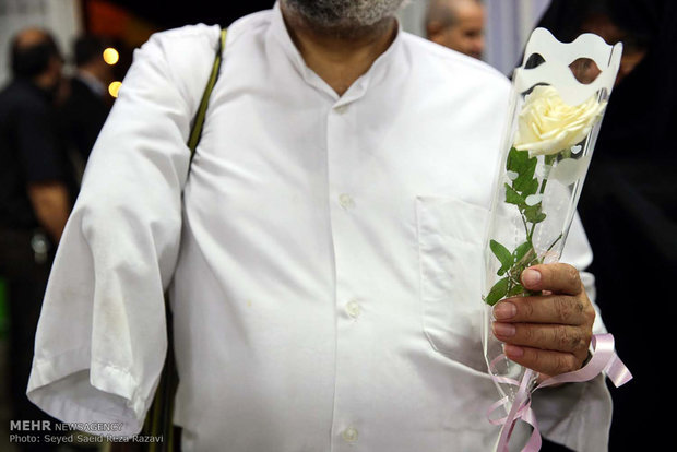 Iranian Hajj pilgrims returning home