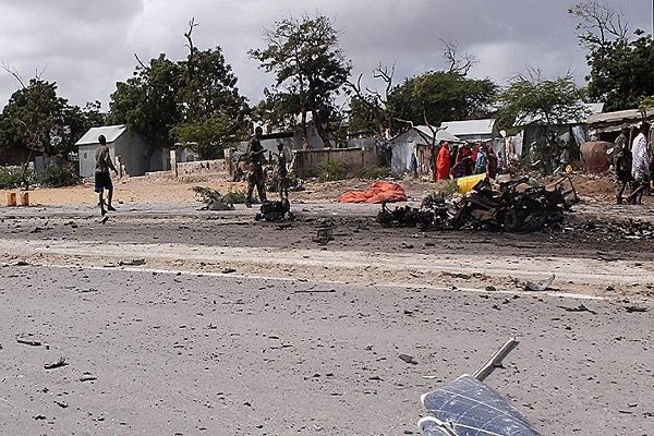 ارتفاع عدد ضحايا تفجير الصومال إلى 90 قتيلًا