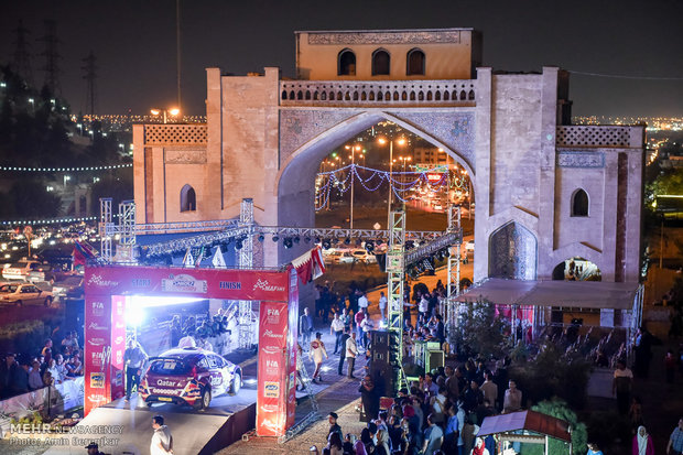 افتتاحیه پنجمین مرحله رالی بین المللی خاورمیانه در شیراز