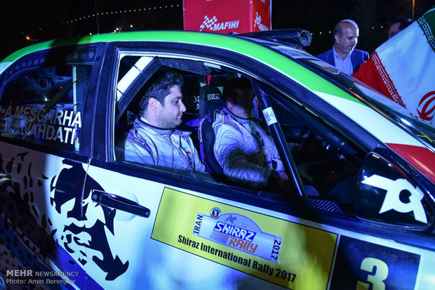 افتتاحیه پنجمین مرحله رالی بین المللی خاورمیانه در شیراز
