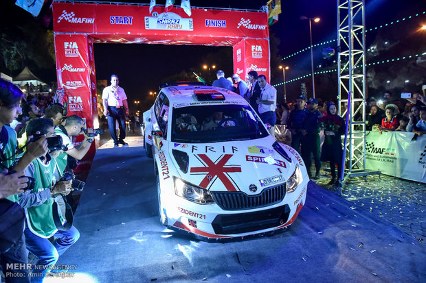 افتتاحیه پنجمین مرحله رالی بین المللی خاورمیانه در شیراز