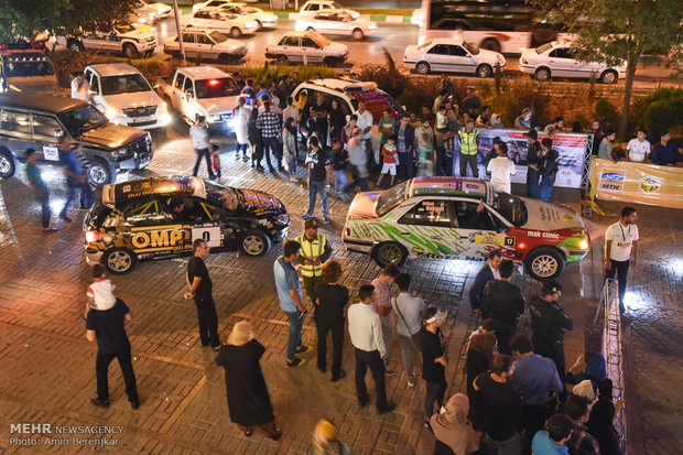 افتتاحیه پنجمین مرحله رالی بین المللی خاورمیانه در شیراز