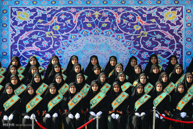 مراسم تخرج طلاب جامعة قوى الأمن الداخلي الإيراني برعاية قائد الثورة الإسلامية