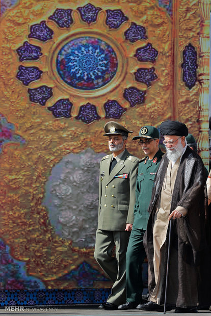 مراسم تخرج طلاب جامعة قوى الأمن الداخلي الإيراني برعاية قائد الثورة الإسلامية
