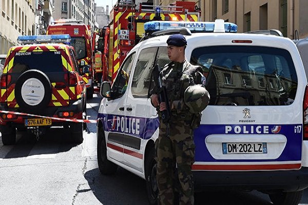 بازداشت ۲مظنون به برنامه‌ریزی برای ارتکاب حمله تروریستی در فرانسه