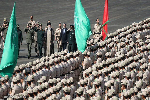 Ayatollah Khamenei attend graduation ceremony at Police Academy