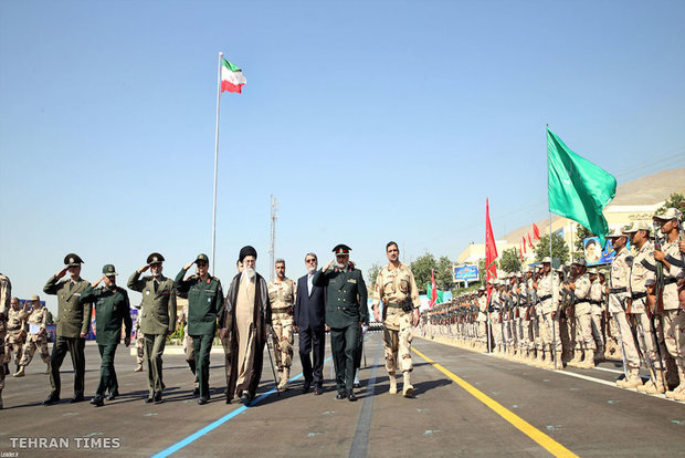 Ayatollah Khamenei attend graduation ceremony at Police Academy