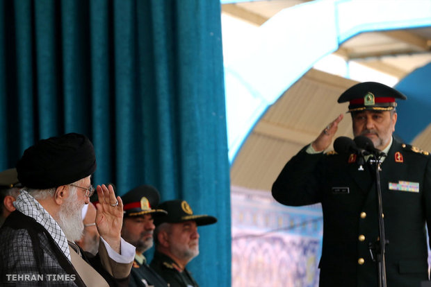 Ayatollah Khamenei attend graduation ceremony at Police Academy