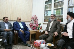 وزیر کشور با نماینده ولی‌فقیه در لرستان دیدار کرد