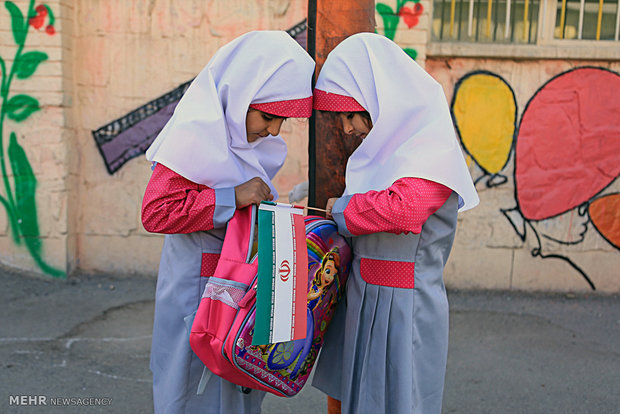 جشن شکوفه ها در همدان