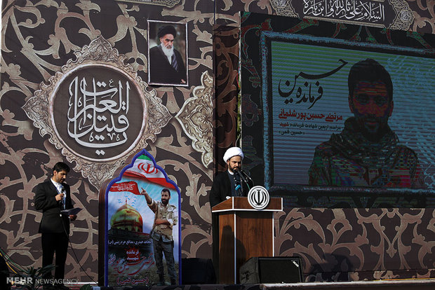Gen. Soleimani attends service ceremony of martyr in N Iran