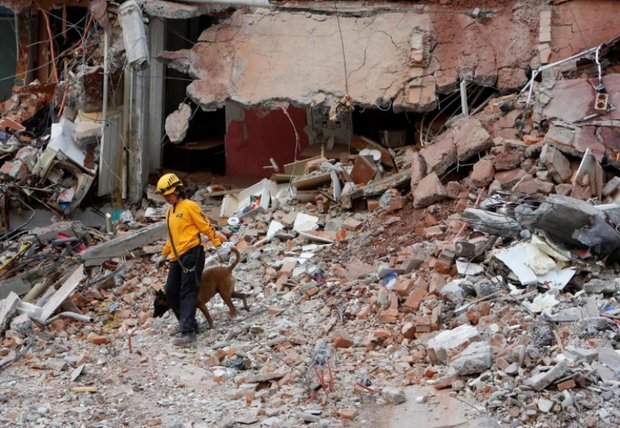 زلزال عنيف بشدة 7.5 درجة يضرب المكسيك