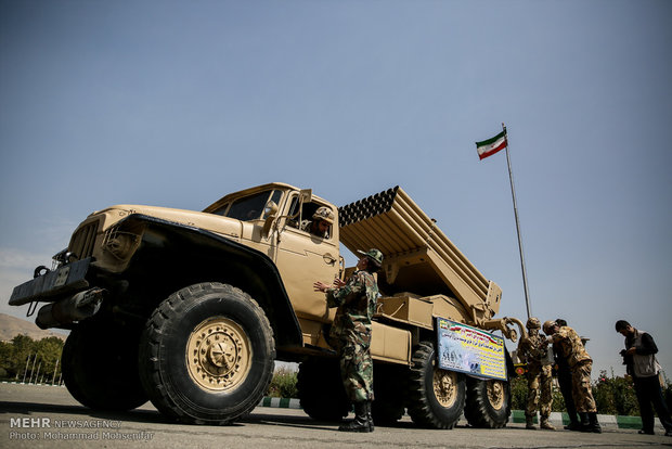 القوة البرية للجيش الإيراني تكشف عن آخر معداتها