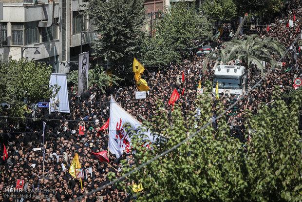 Iran bid farewell to fallen soldier