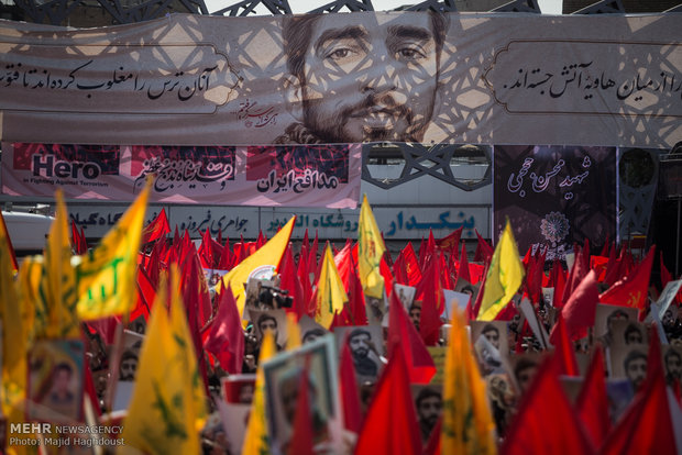 Iran bid farewell to fallen soldier