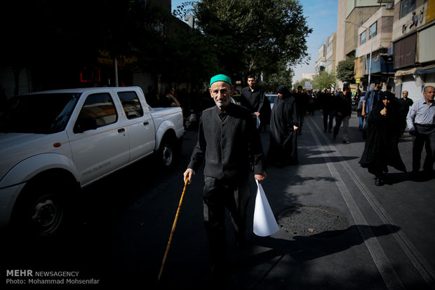 مراسم تشییع شهید محسن حججی در میدان امام حسین (ع) -۳