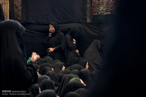 مراسم تاسوعای حسینی در تکیه سادات اخوی