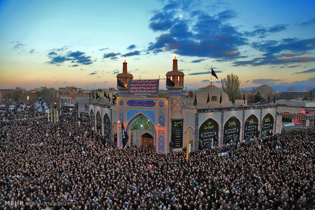 Gathering of the mourners in Ardebil