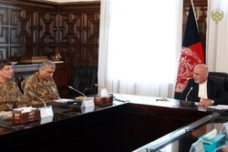 فرمانده کل ارتش پاکستان با «اشرف غنی» دیدار کرد