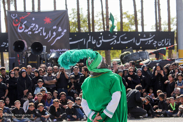 مراسم سنتی تعزیه خوانی ظهر عاشورا در قتلگاه بیرجند