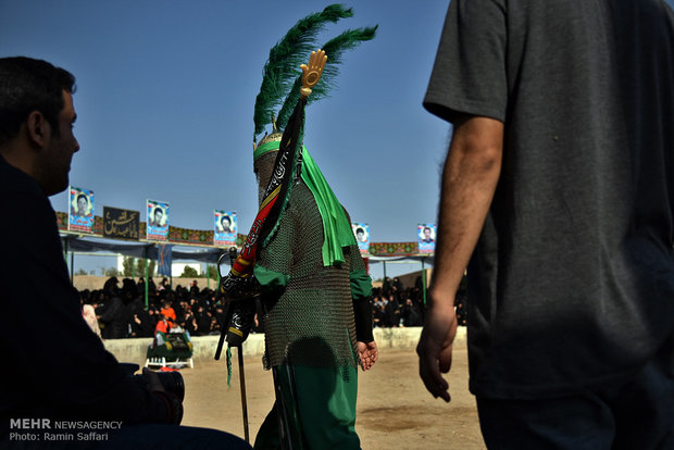 مراسم تعزیه خوانی و نخل گردانی در نوقاب گناباد‎