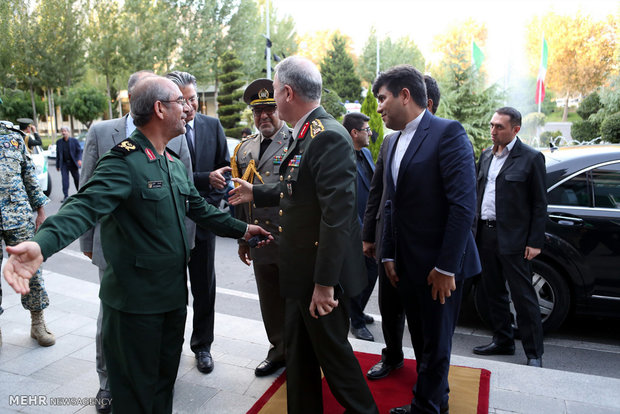 Iran's MoD receives Turkey's Military Chief of Staff