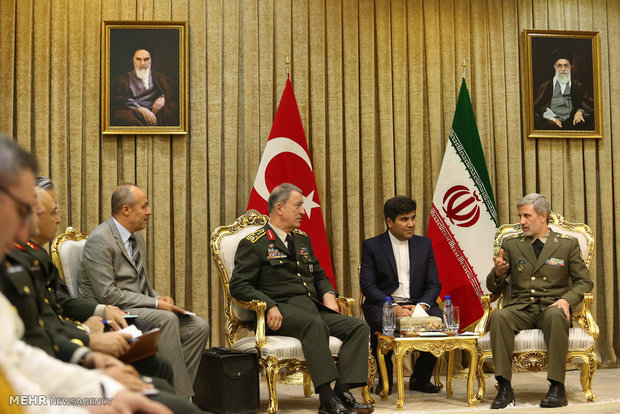 Iran's MoD receives Turkey's Military Chief of Staff